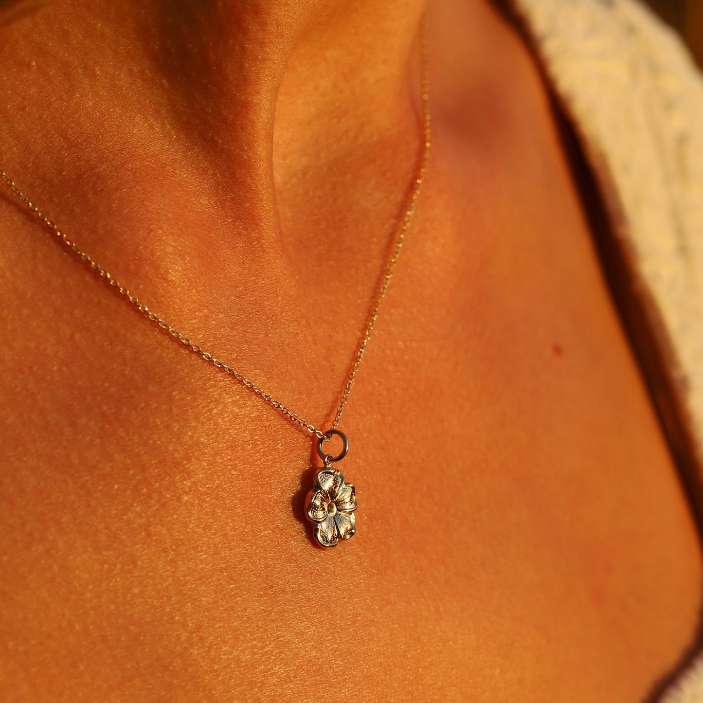 Sweet Flower Necklace