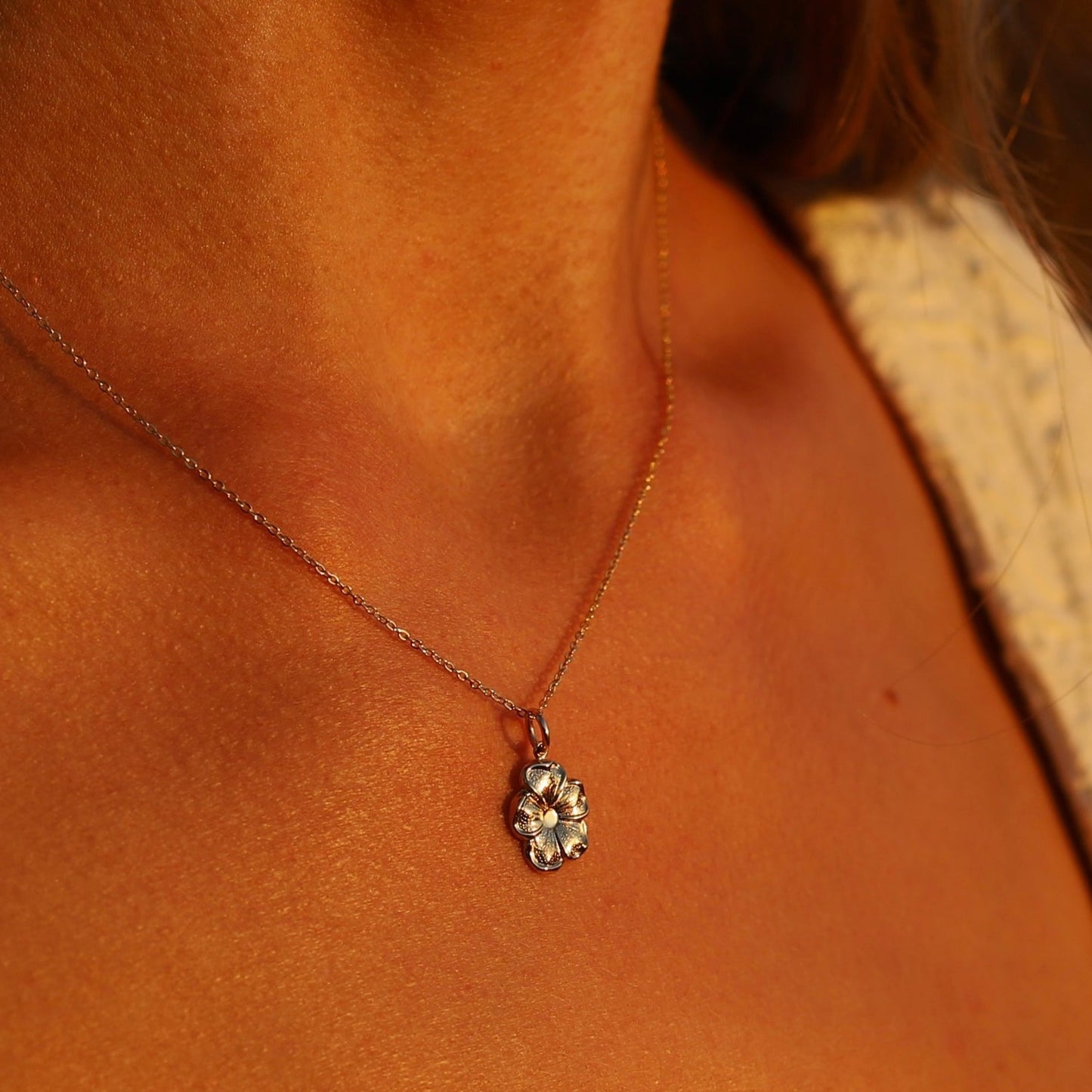 Sweet Flower Necklace